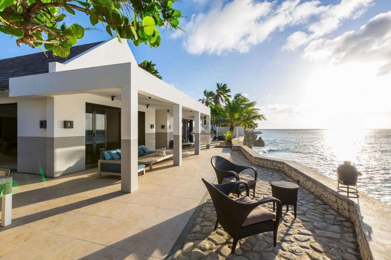 Villa Oceanfront 72 & Sunny Kralendijk Exterior foto